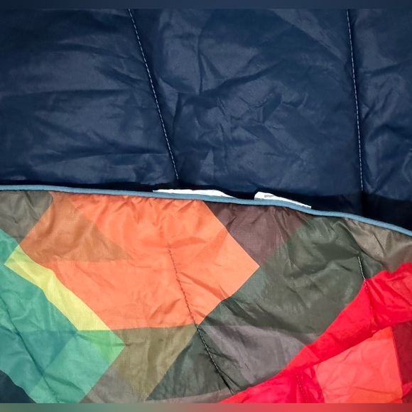 Rumpl Geo Puffy Blanket 75”L x 52”W 1 person - Picture 2 of 6